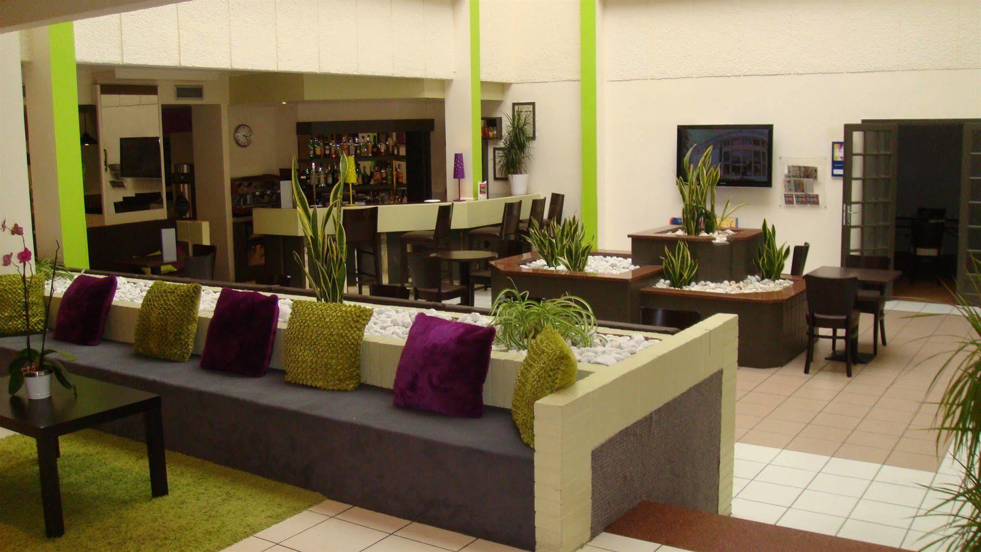 Ibis Styles Parc Des Expositions De Villepinte Villepinte  Exterior foto